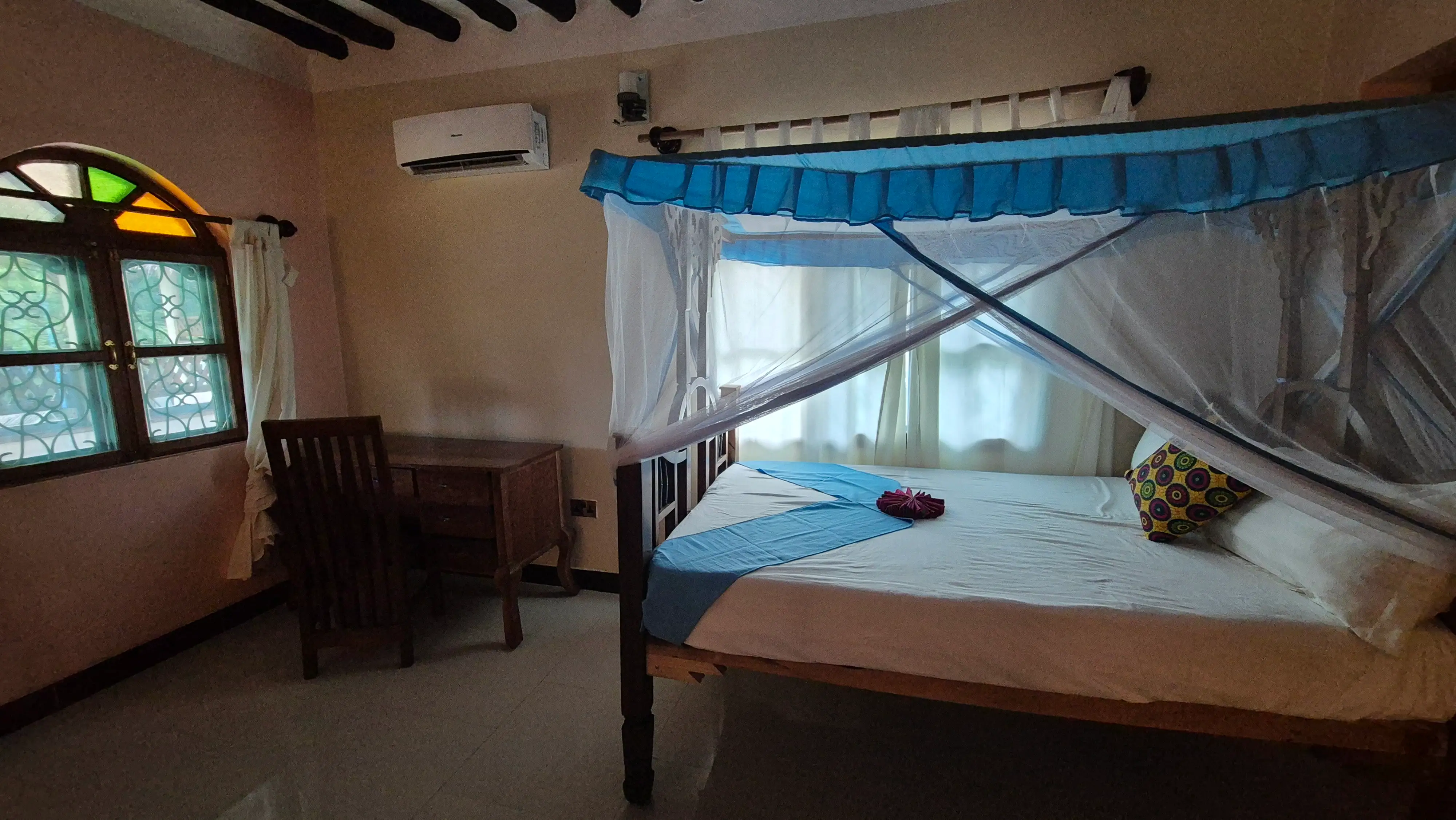 Room details
