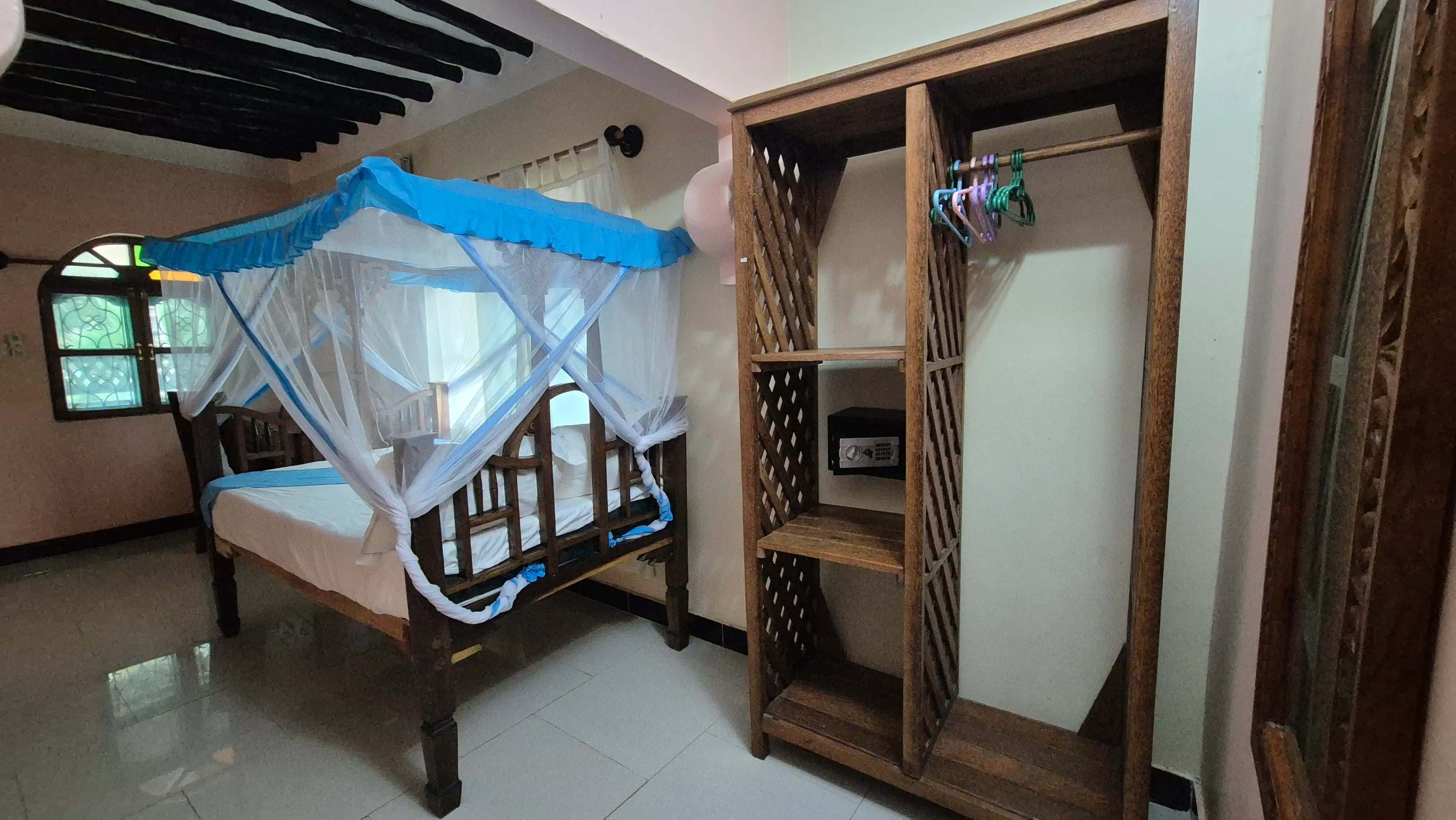 Room details
